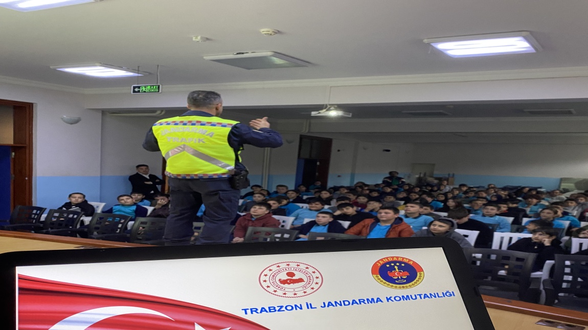 Trabzon İl Jandarma Komutanlığı “Trafik Kuralları Eğitimi”